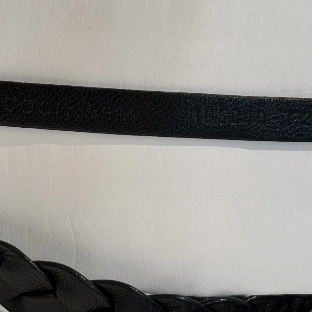 Authentic Gucci Leather Braided Narrow Belt - Picture 2 of 4